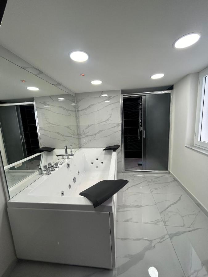 Luigi Luxury Napoli
