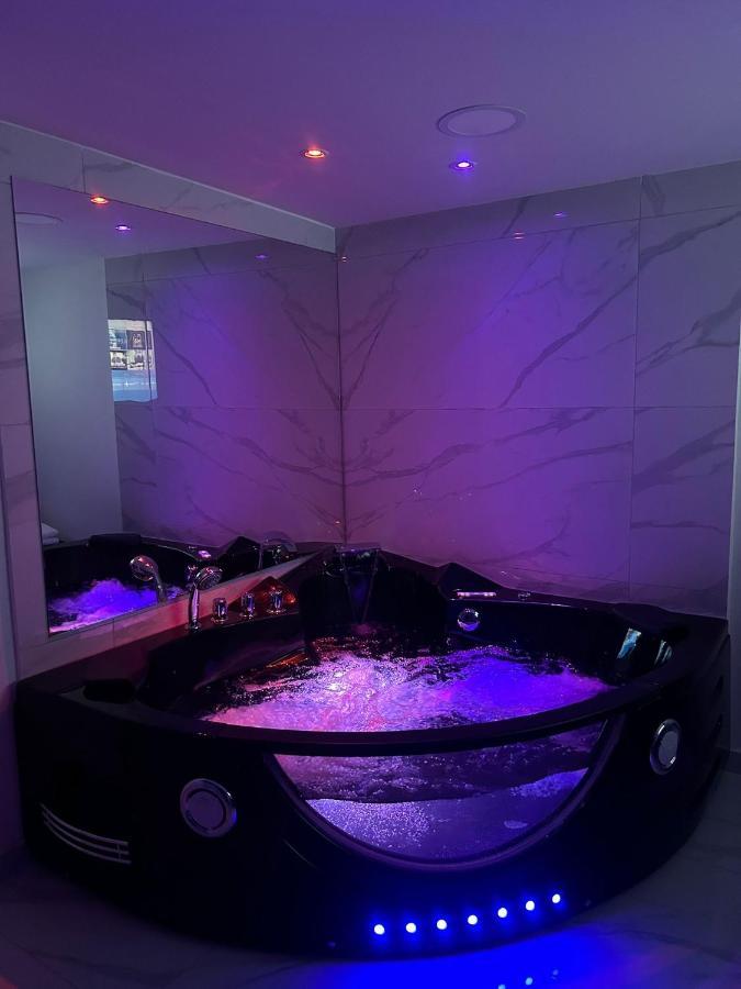 Luigi Luxury *
