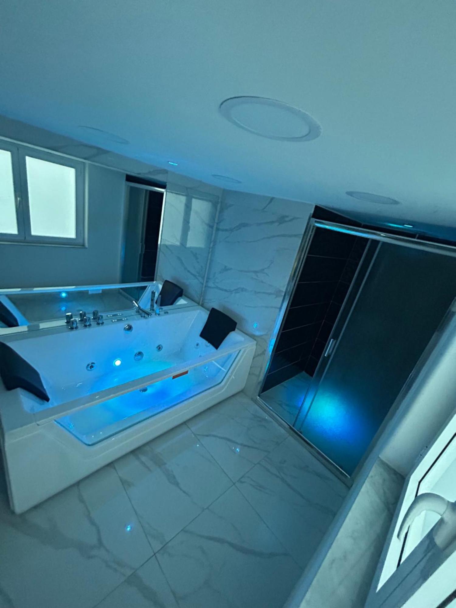 Luigi Luxury Napels