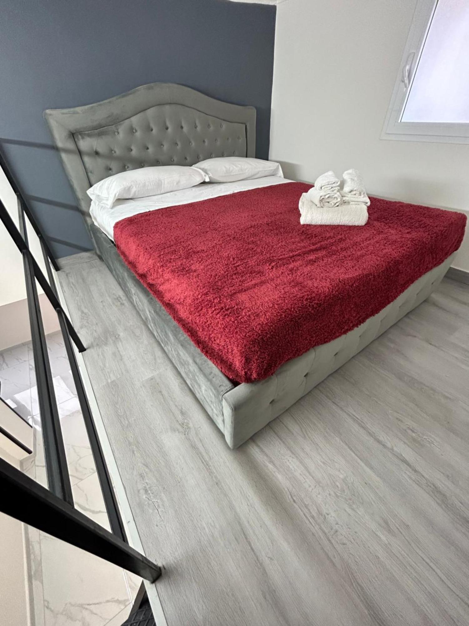 Luigi Luxury * Napoli